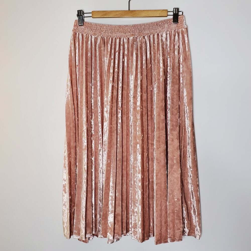 ANA A New Day Pink velvet pleated elastic waist knee length skirt Size medium
